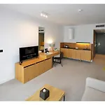Folwark 4* Łochów