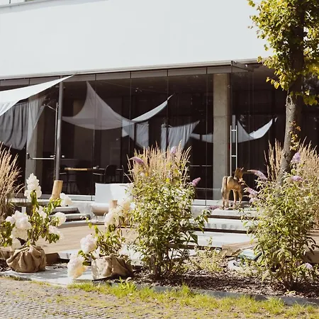 Folwark 4* Łochów