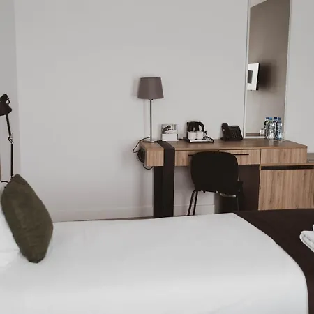 Aparthotel Folwark Łochów