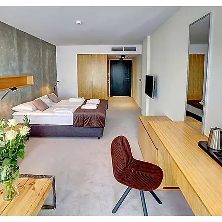 Folwark Aparthotel 4*
