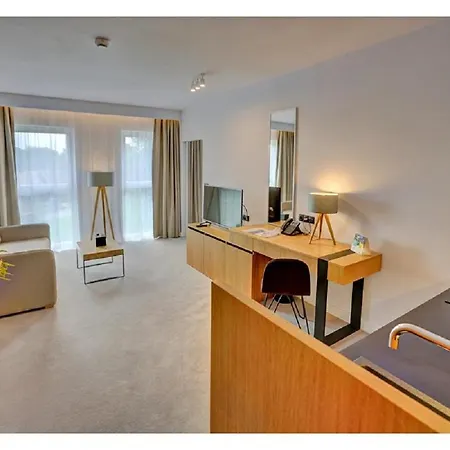 Folwark Hotel apartamentowy 4*