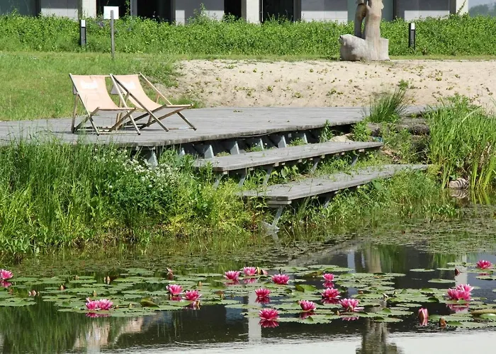 Folwark Aparthotel Łochów